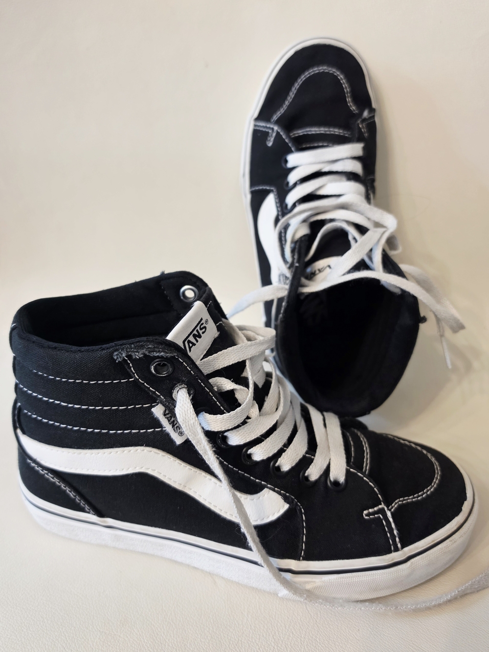 Vans Women's Sk8-Hi Black & White High-Hig Skate Shoes